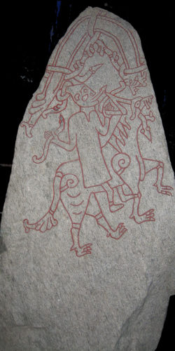 Runesten fra Hunnestad. Nu i Kulturen i Lund. Kilde: wikipedia